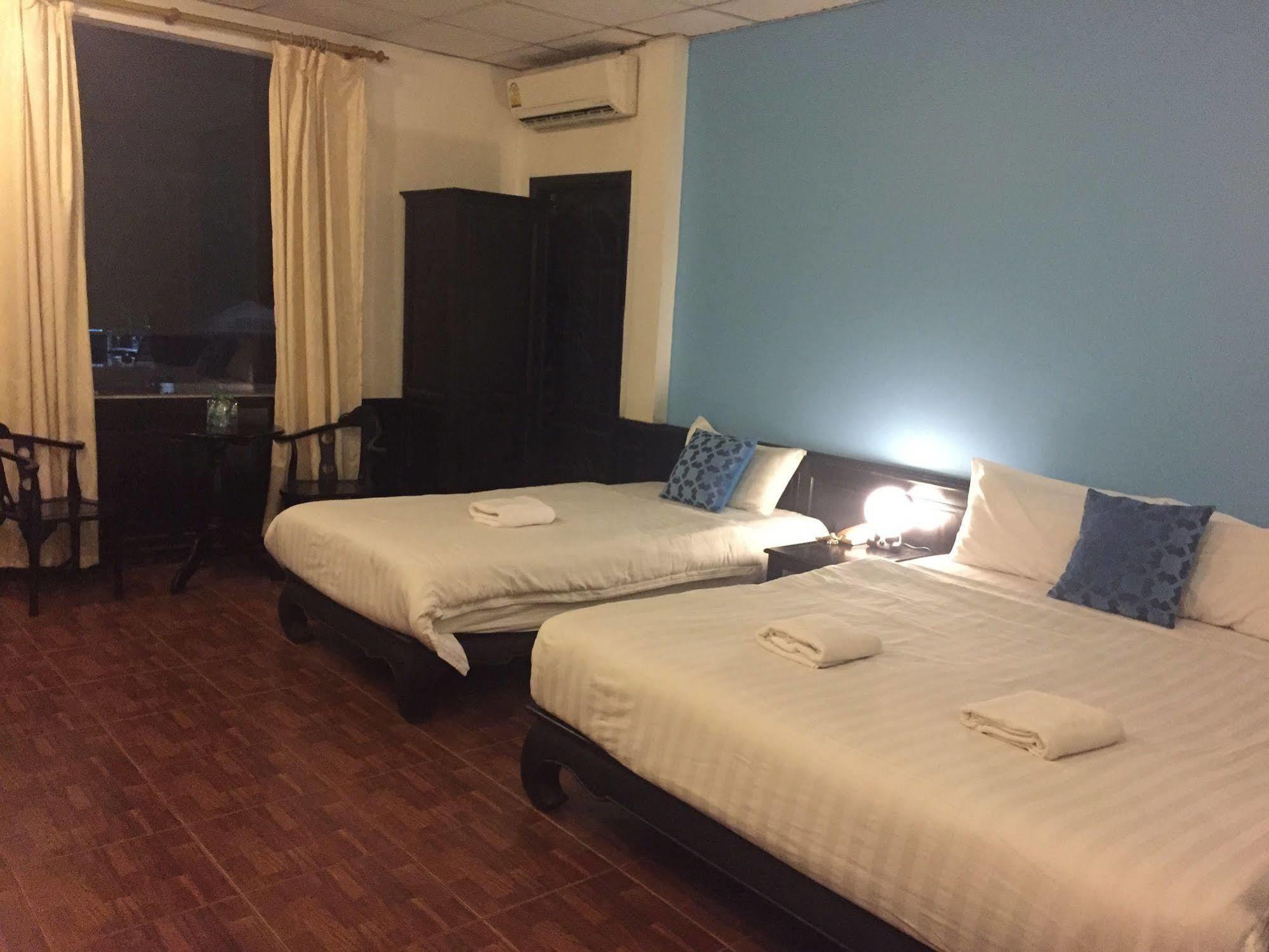 Sengphachanh Hotel 2 В'єнтьян Екстер'єр фото